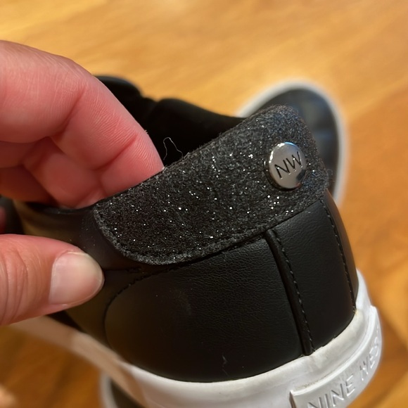 EUC Women’s Nine West classic Quilted Slip-On Sneakers - Picture 4 of 7